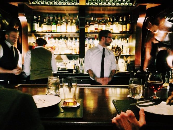 Factors To Consider When Choosing Hospitality Uniforms
